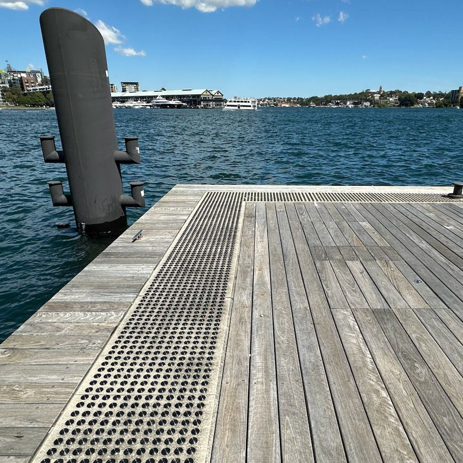 Spotted Gum commercial wharf decking, 135 × 32mm structural-grade hardwood