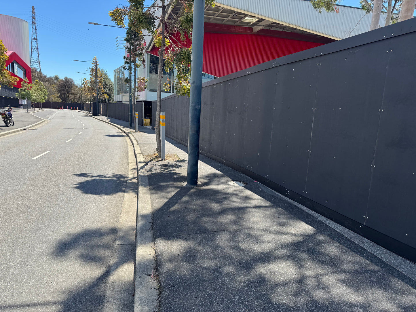 Exterior Hoarding Plinth 140 x 19 - Black